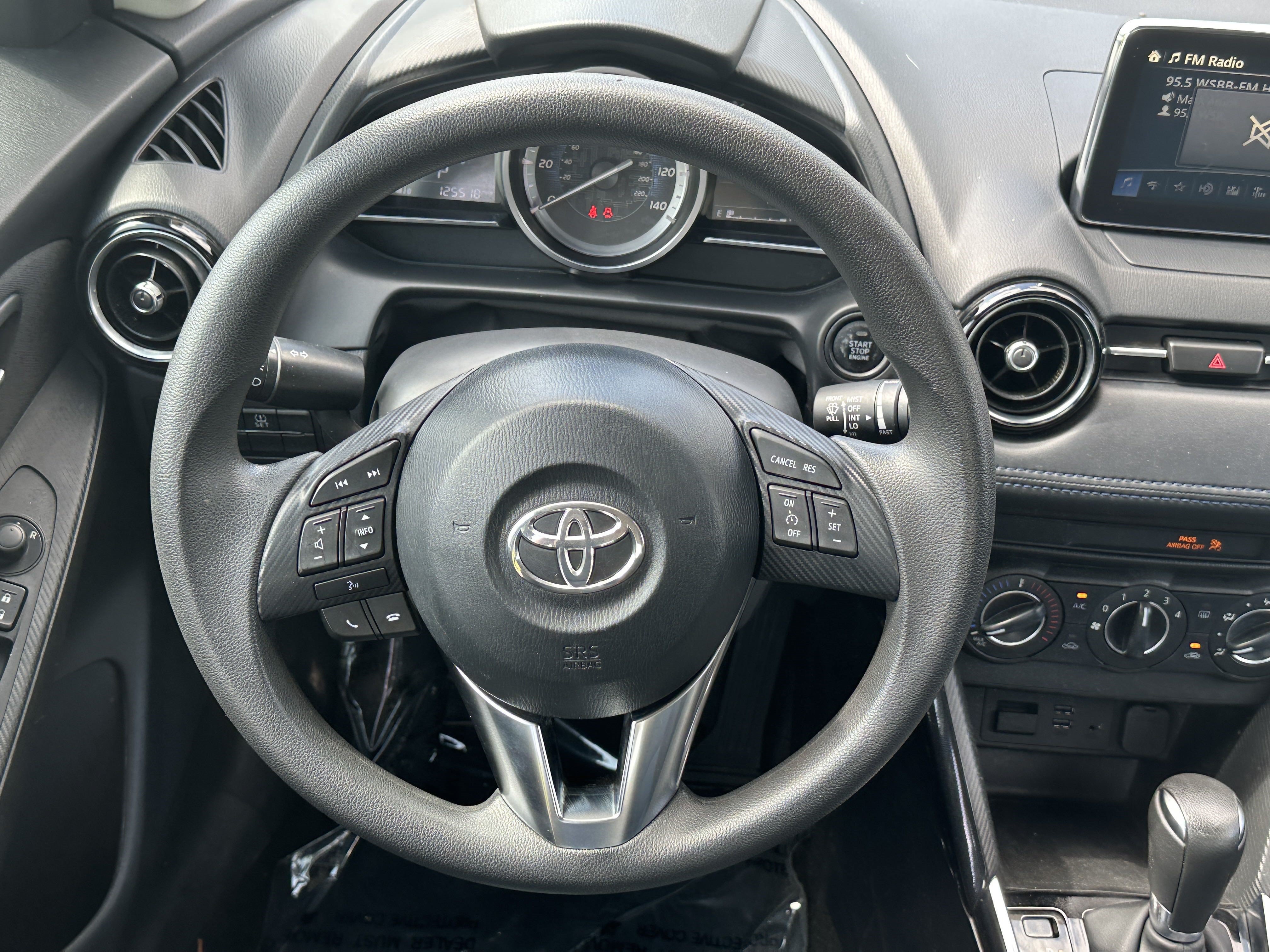 Used 2018 Toyota Yaris iA FWD image 23