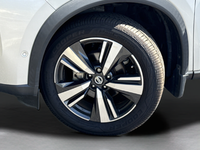 Certified 2021 Nissan Rogue Platinum FWD image 52