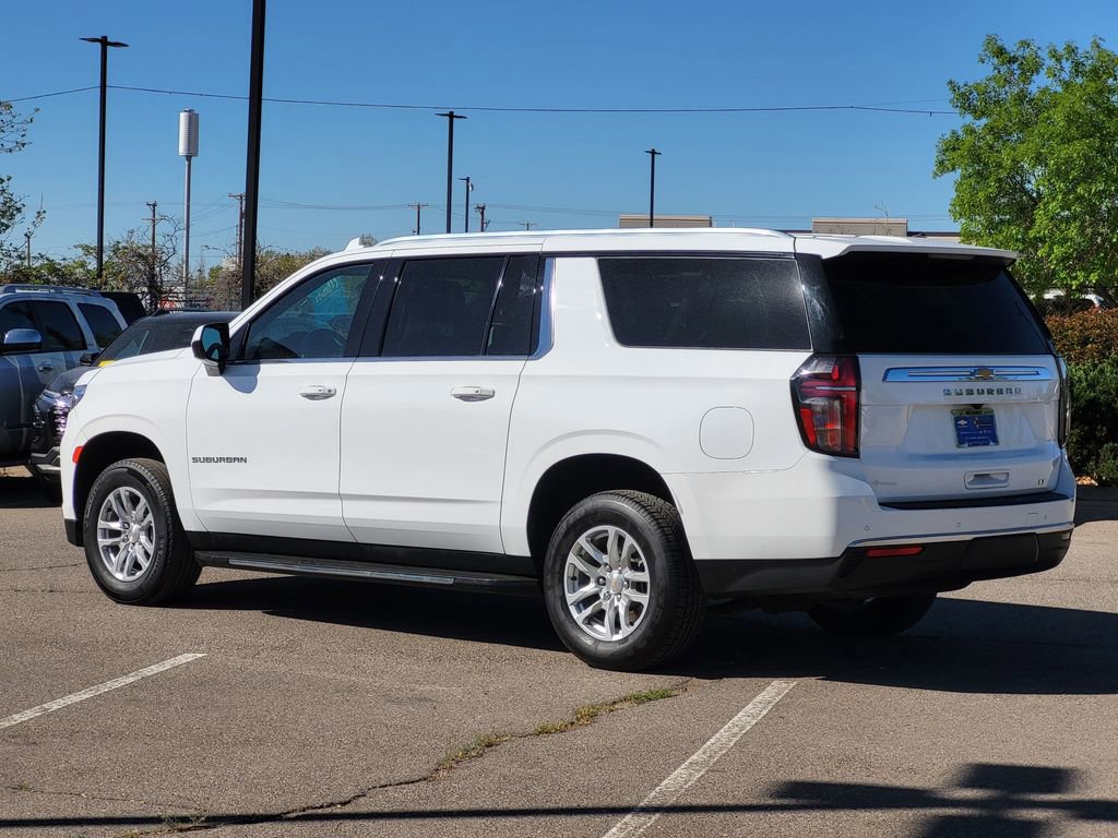 Certified 2024 Chevrolet Suburban LT image 3
