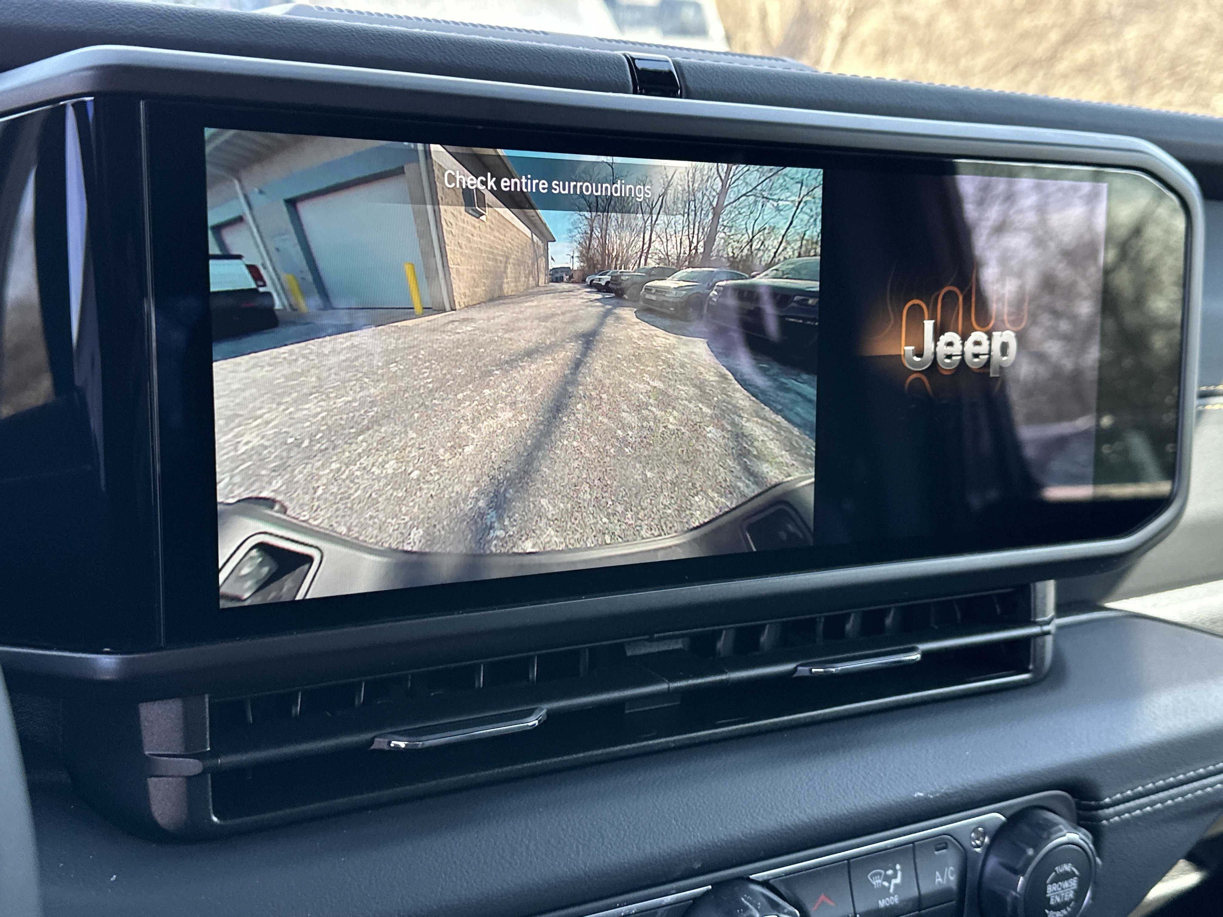 New 2026 Jeep Gladiator Sport AWD/4WD image 7