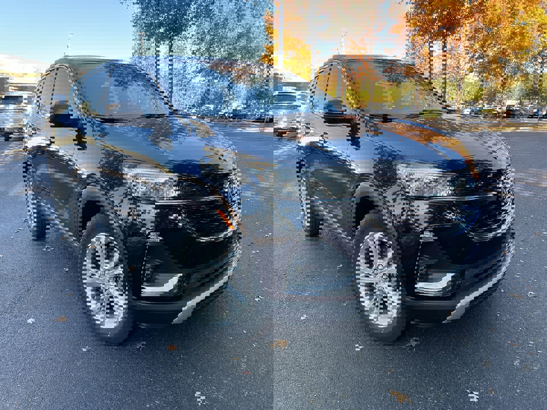 Used 2022 Buick Encore GX Preferred w/ Cold Weather Comfort Package image 2