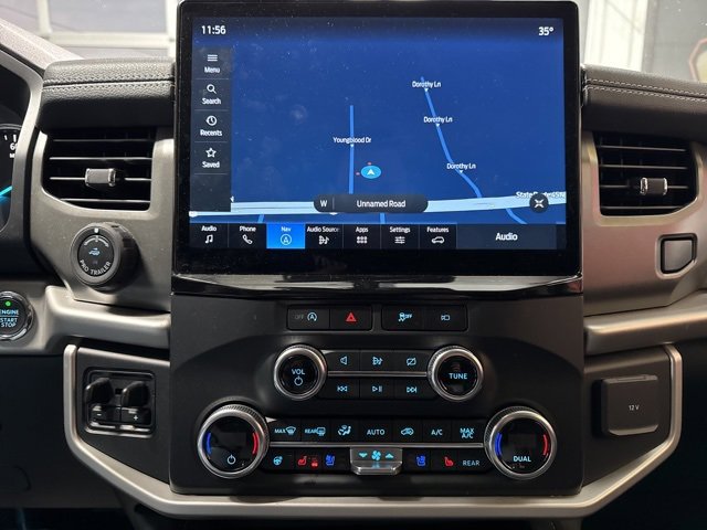 Used 2023 Ford Expedition XLT image 9