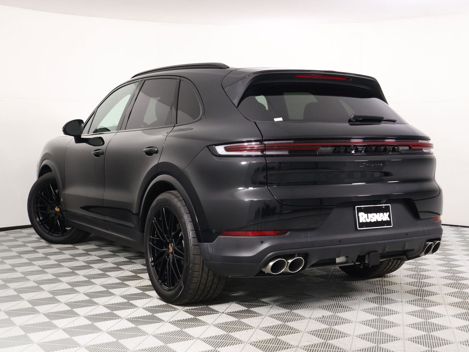 New 2026 Porsche Cayenne S AWD/4WD image 3