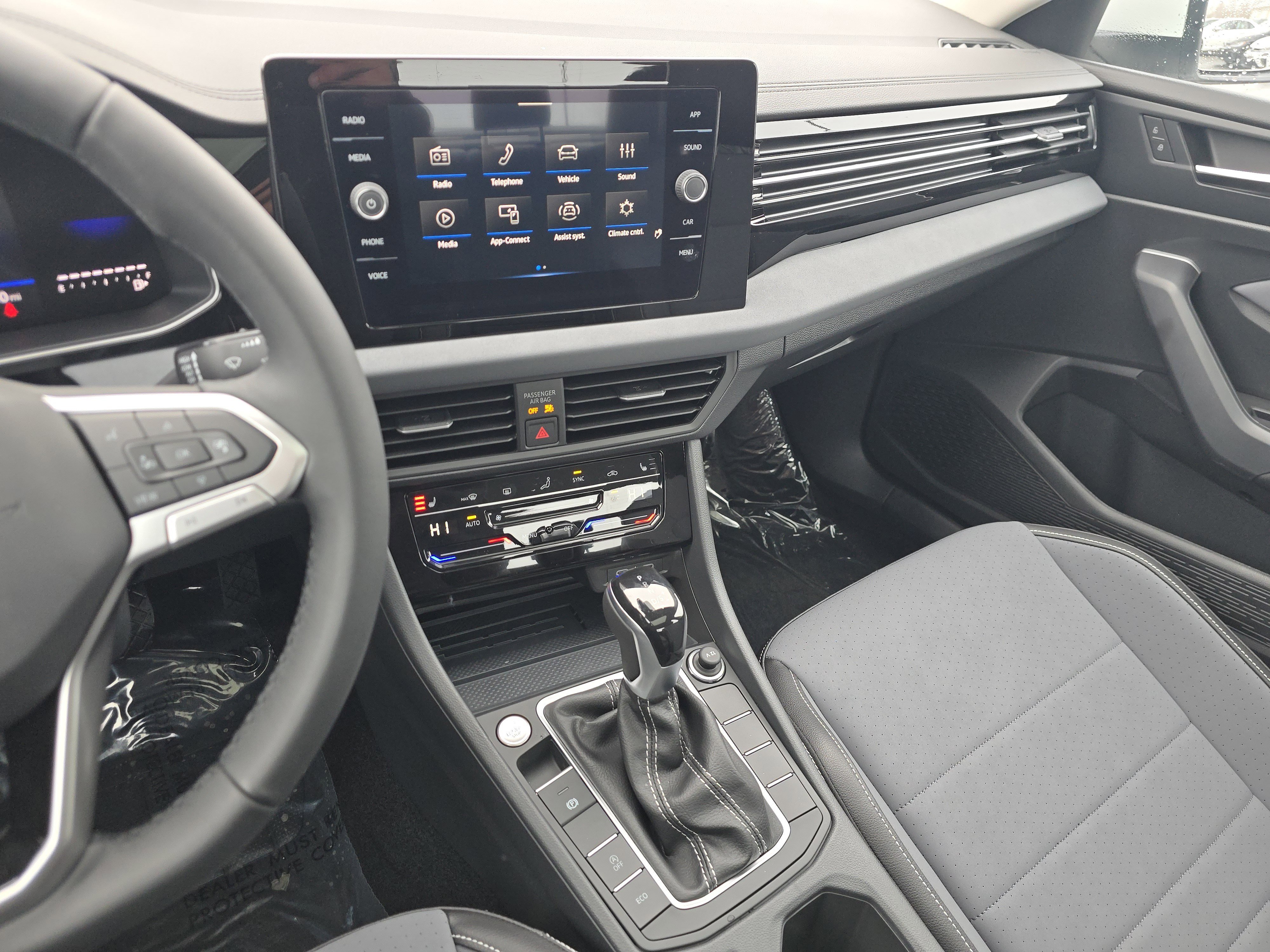 New 2026 Volkswagen Jetta SE image 22