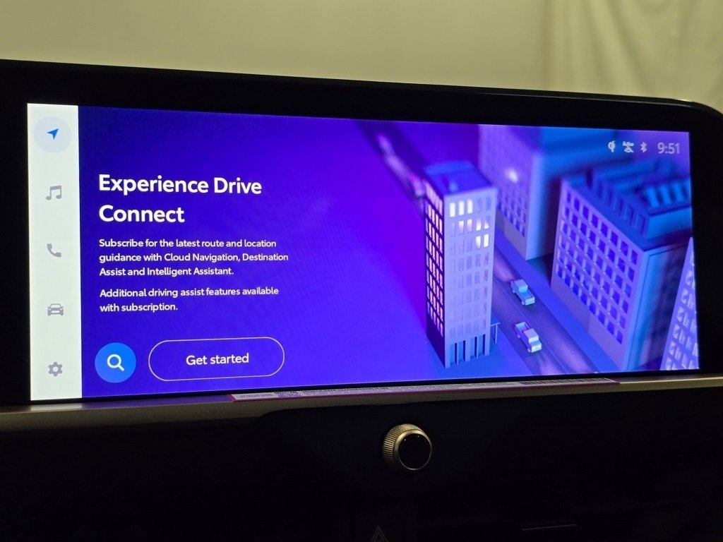 New 2026 Toyota Crown Platinum image 4
