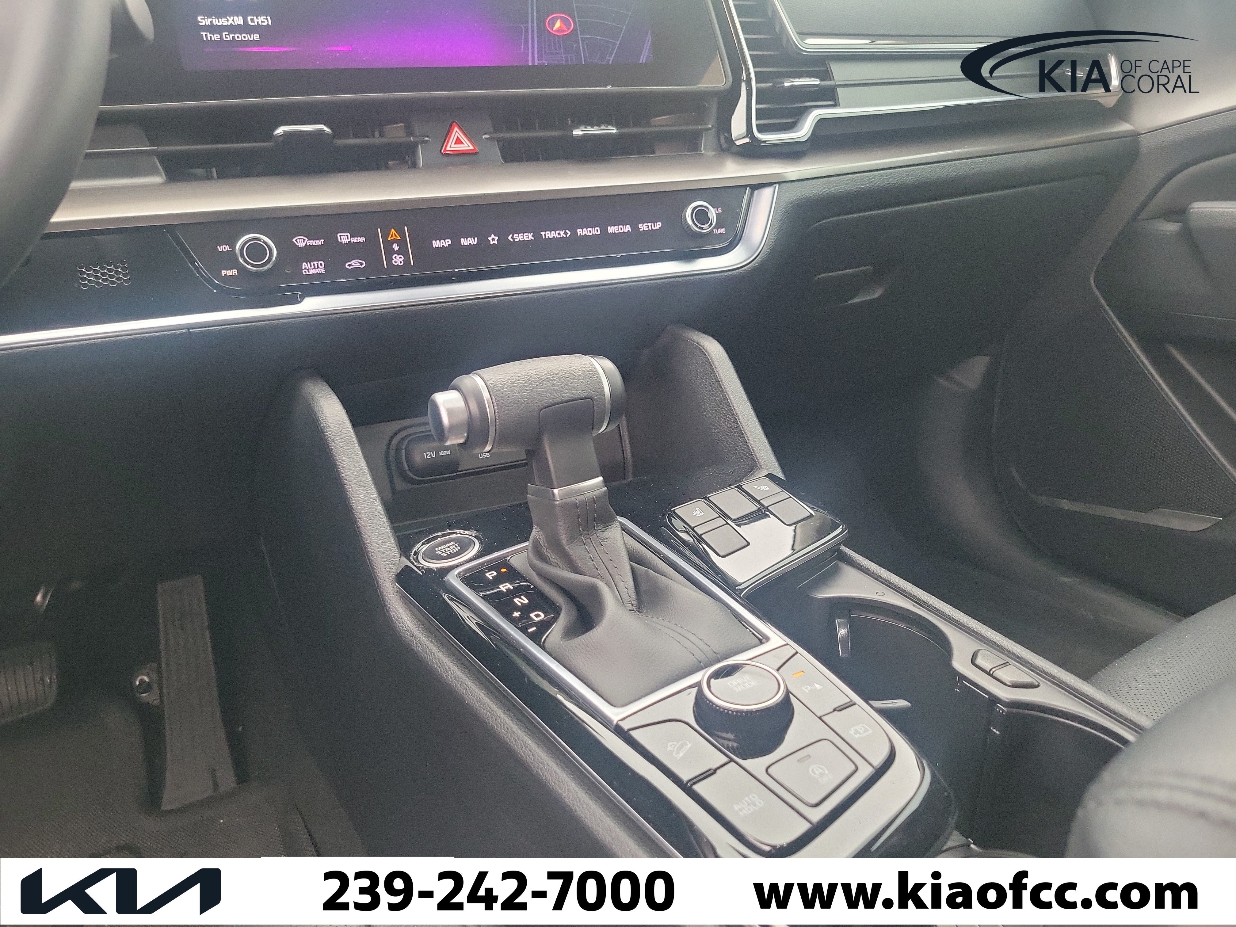 Certified 2025 Kia Sportage EX w/ Premium Package FWD image 20