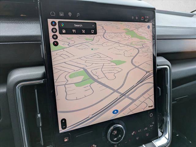 Used 2025 GMC Yukon XL Denali image 13