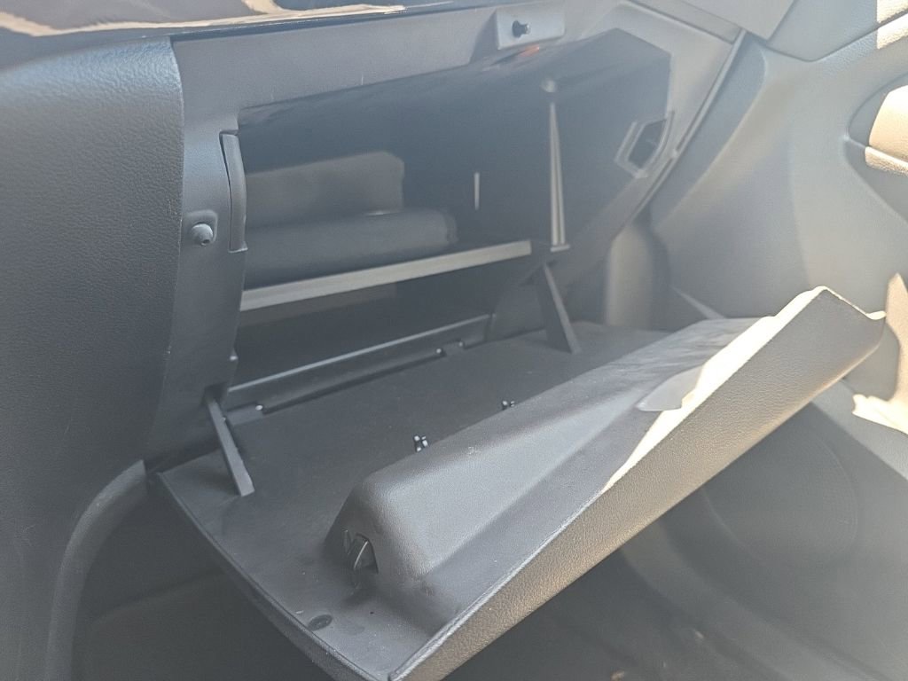 Used 2016 Ford Escape Titanium w/ Equipment Group 301A image 31