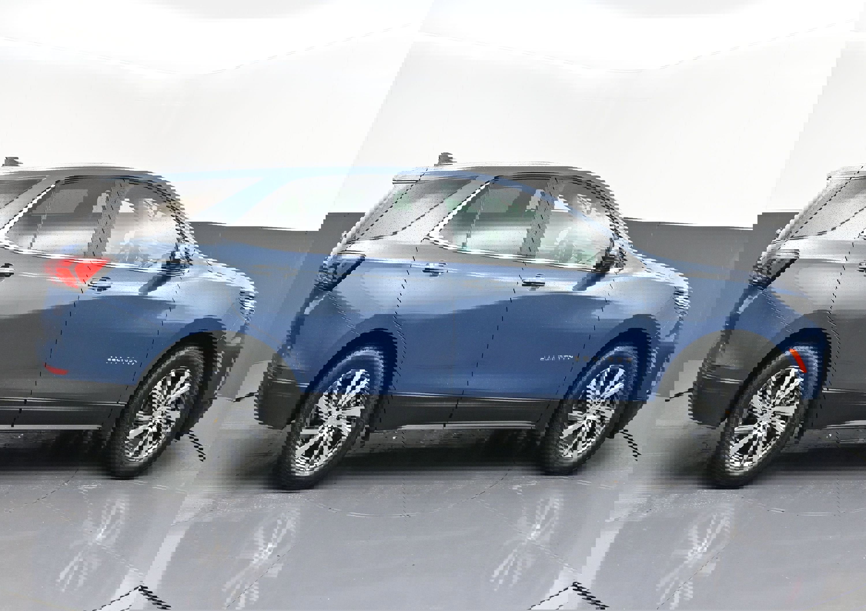 Used 2024 Chevrolet Equinox LT image 8