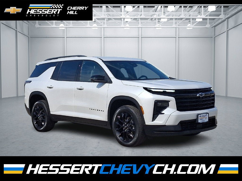 Used 2024 Chevrolet Traverse LT w/ Midnight/Sport Edition