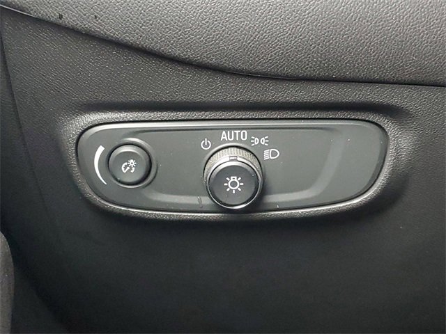 Used 2023 Chevrolet Equinox RS image 20