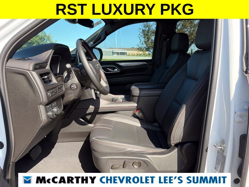 Used 2024 Chevrolet Suburban RST w/ Luxury Package AWD/4WD image 53