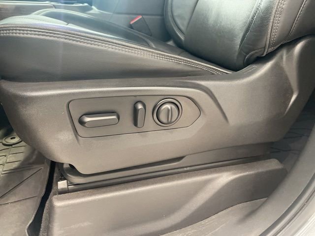 Certified 2021 Chevrolet Silverado 1500 High Country w/ Technology Package image 14