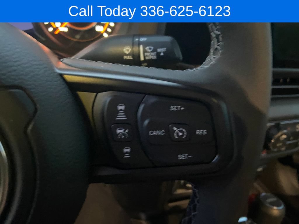 New 2026 Jeep Gladiator Sport AWD/4WD image 19