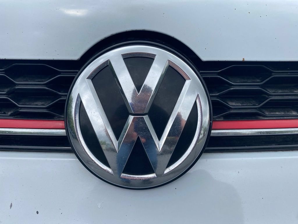 Used 2018 Volkswagen GTI S FWD image 44