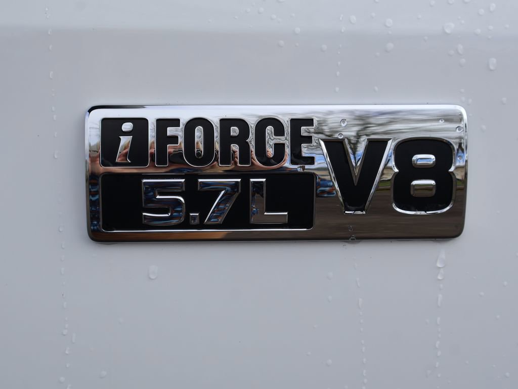 Used 2015 Toyota Tundra Limited w/ Limited Premium Package image 10