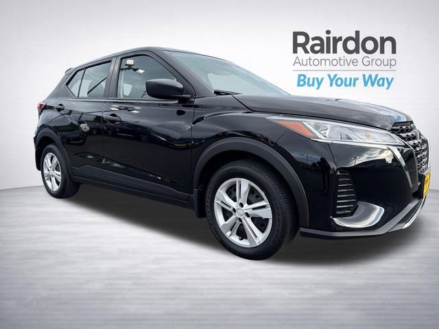 Used 2024 Nissan Kicks S FWD image 1