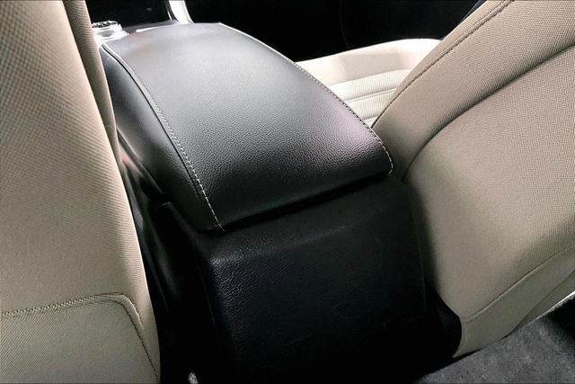 Used 2017 Ford Fusion S image 10