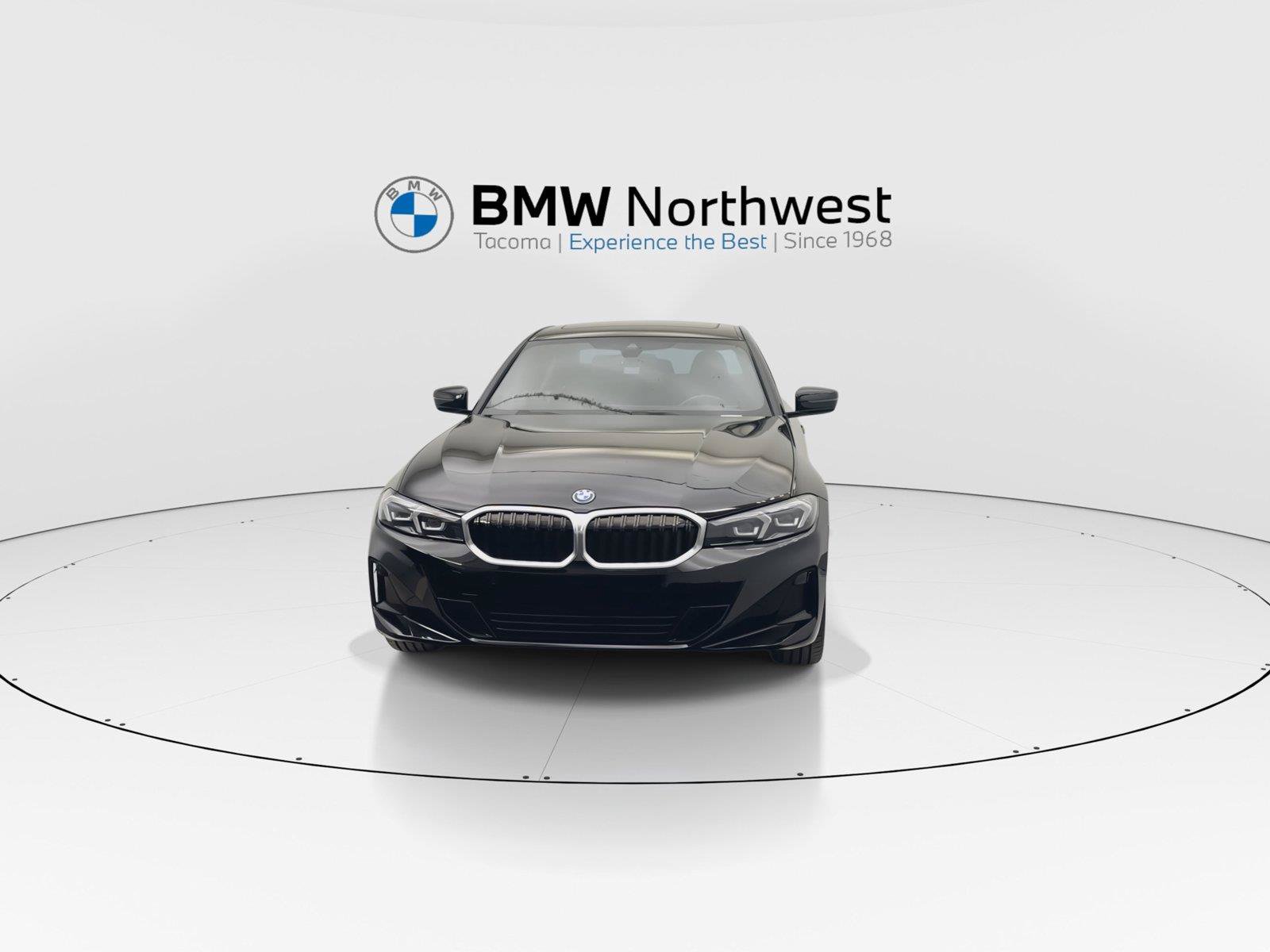 Used 2023 BMW 330e w/ Premium Package RWD image 8