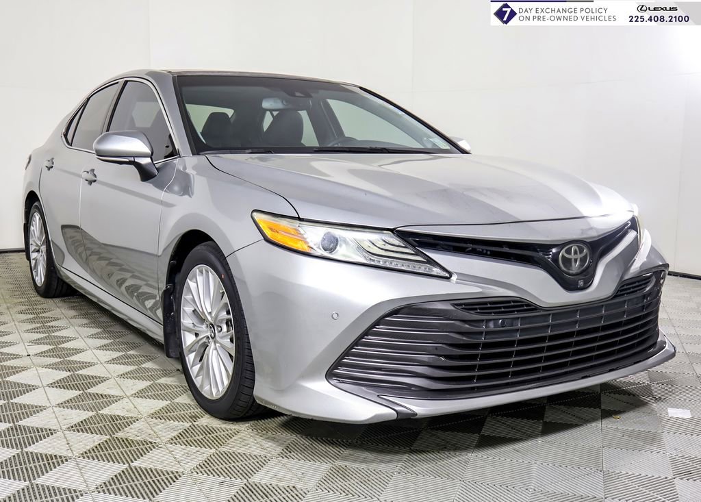 Used 2018 Toyota Camry XLE