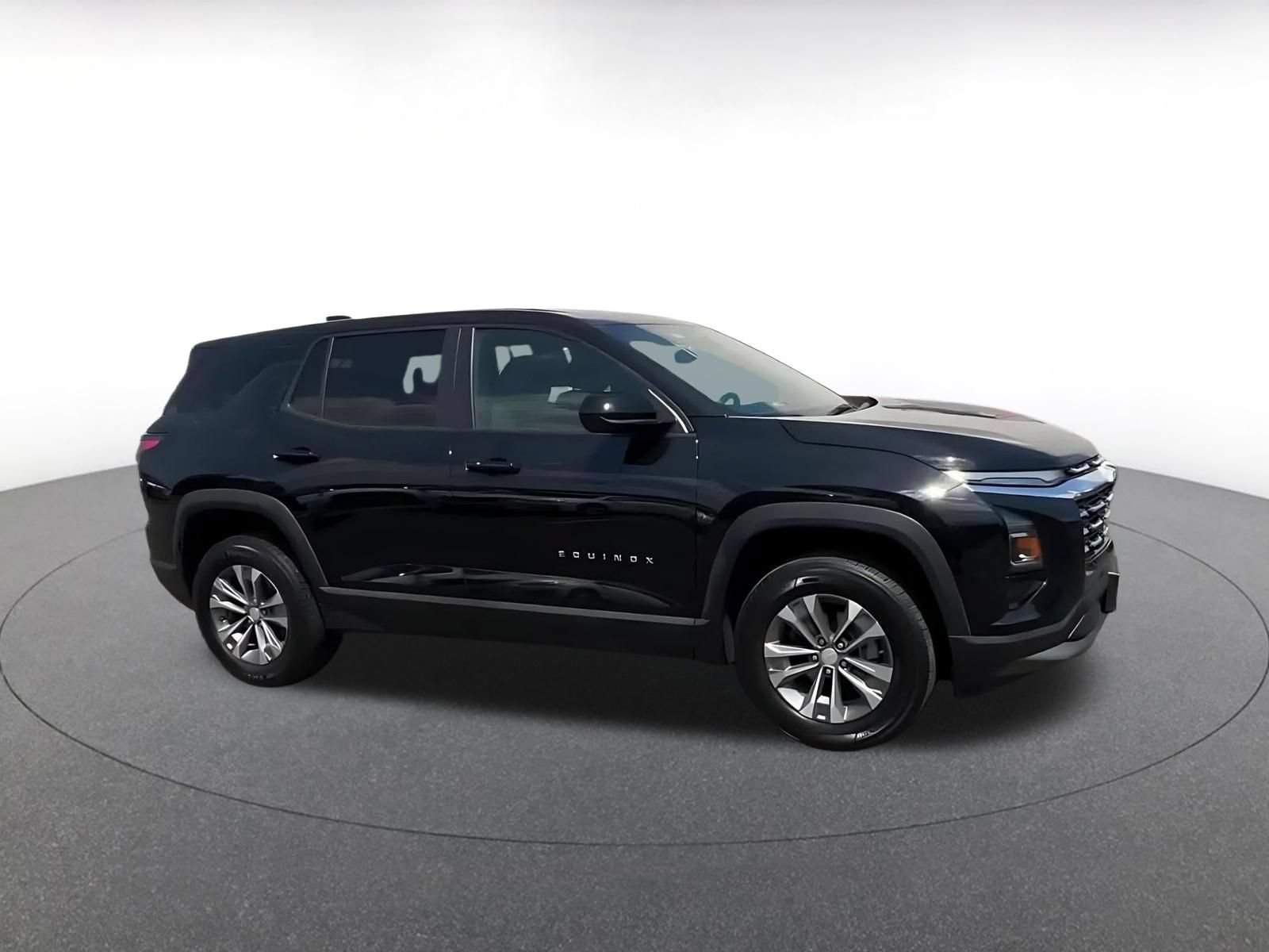 Used 2025 Chevrolet Equinox LT FWD video 2