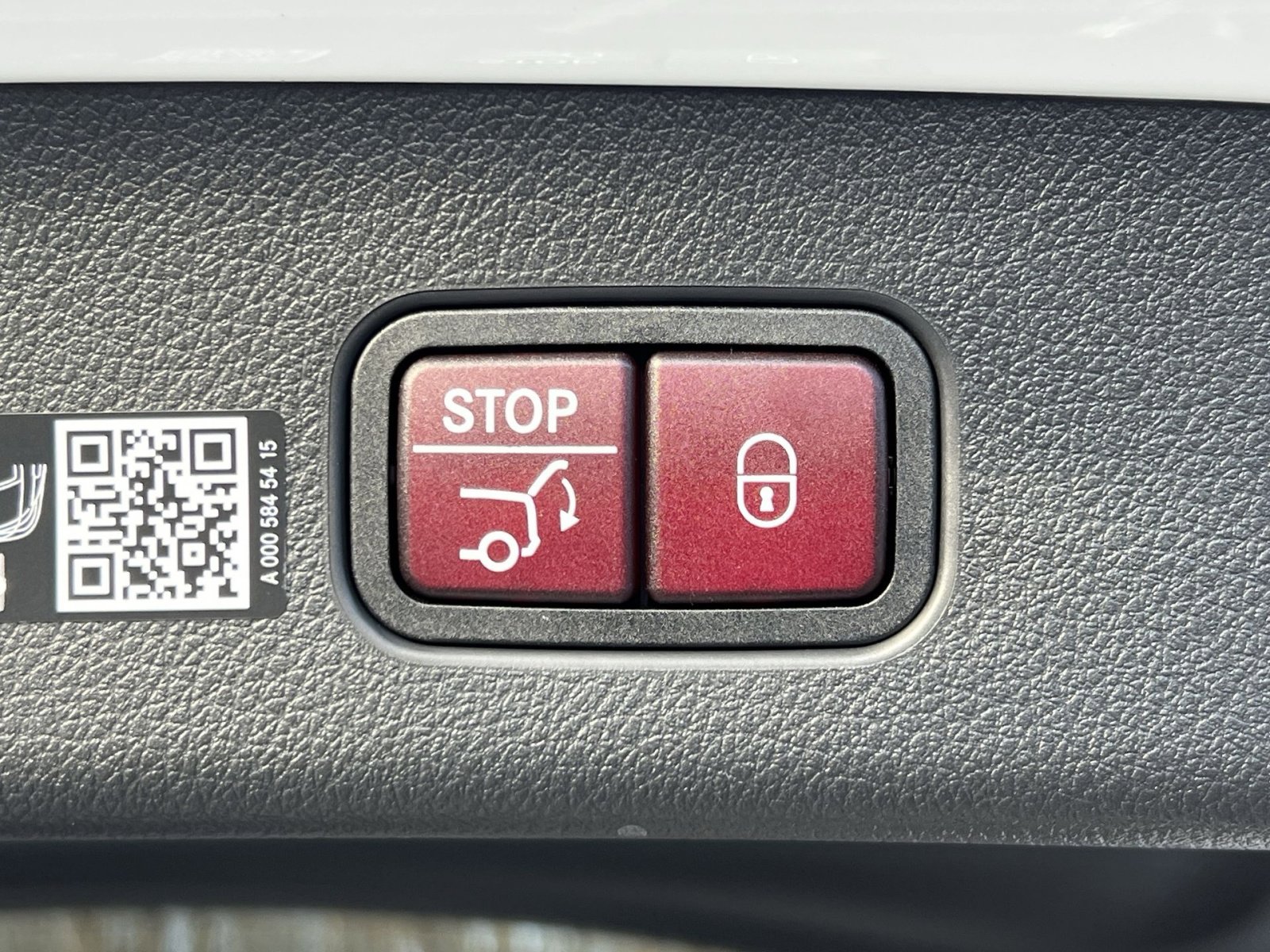 New 2026 Mercedes-Benz GLC 300 4MATIC image 25