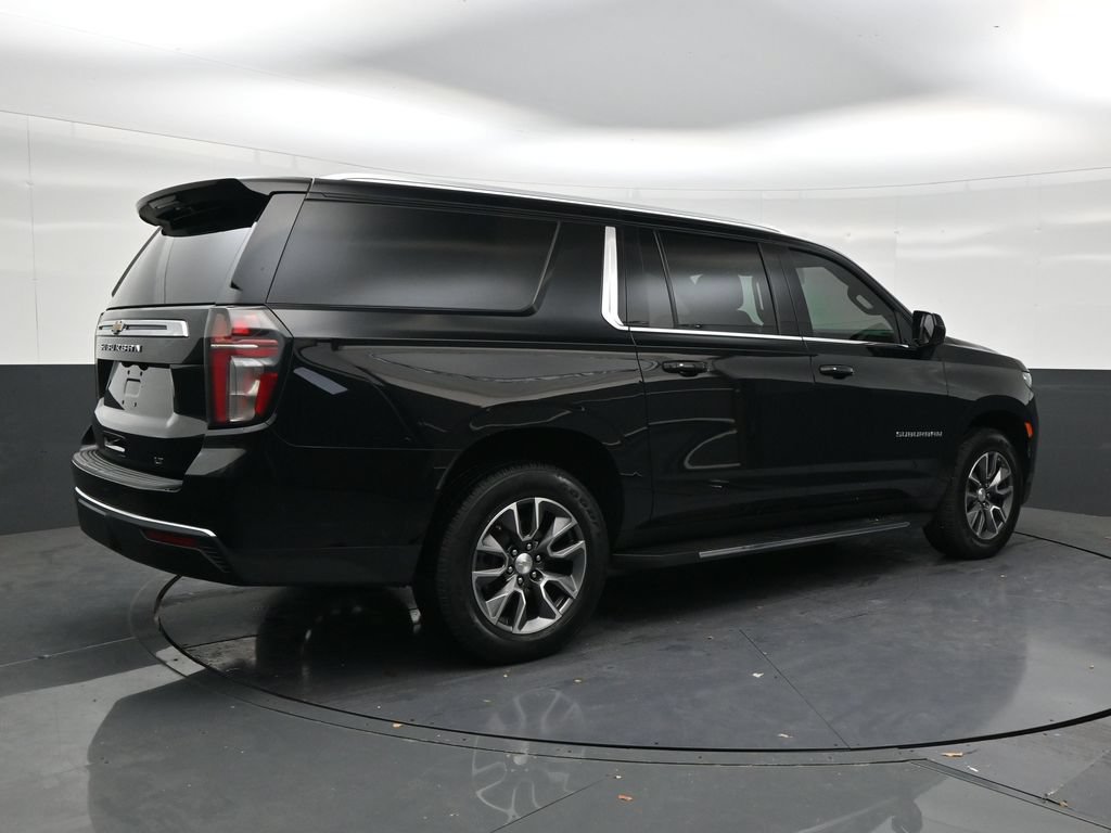 Used 2021 Chevrolet Suburban LT AWD/4WD image 5