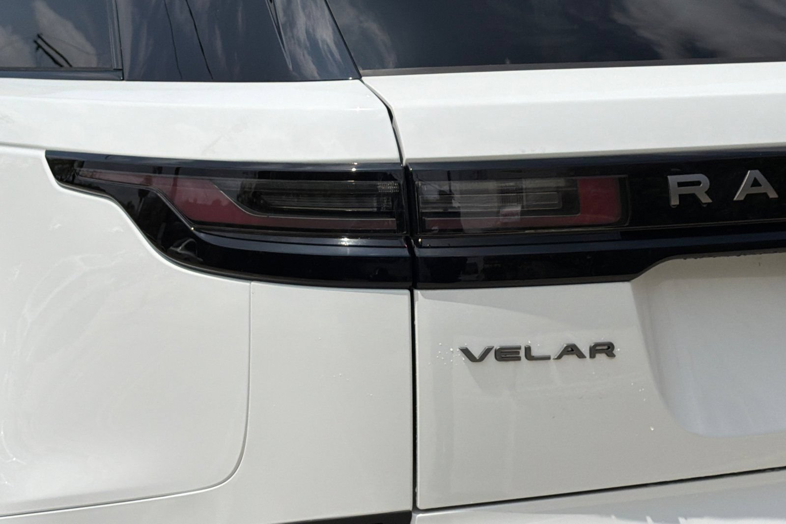 New 2026 Land Rover Range Rover Velar S AWD/4WD image 25