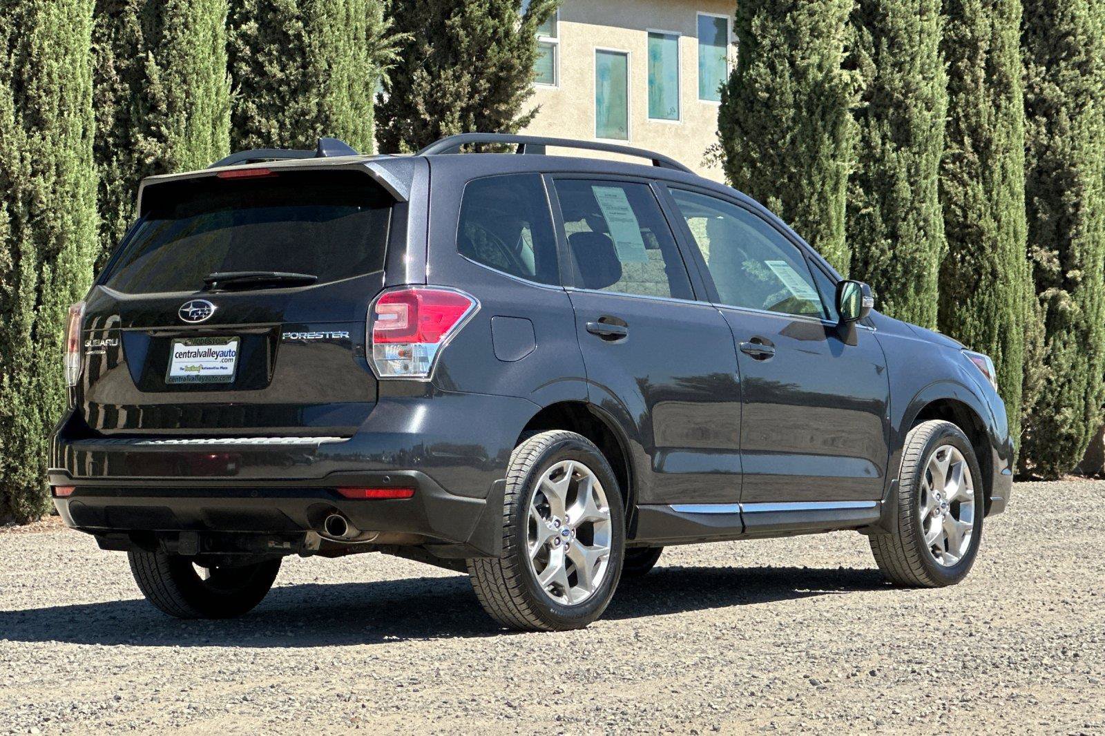 Used 2018 Subaru Forester 2.5i Touring w/ Popular Package #3B AWD/4WD image 3