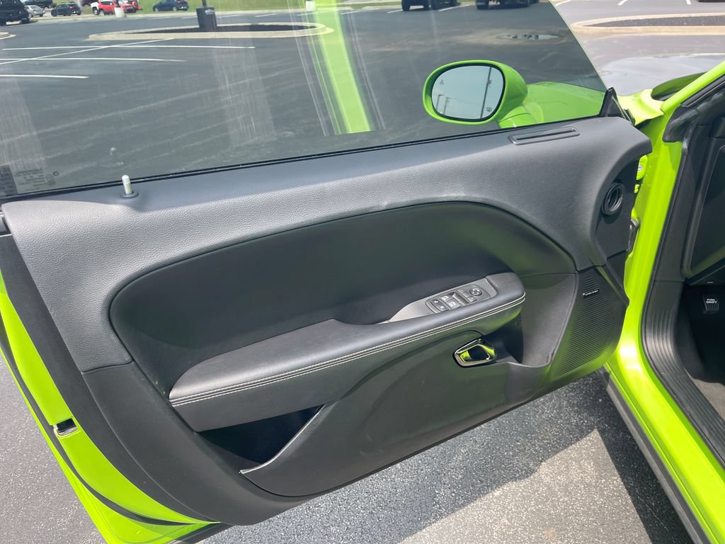 Used 2019 Dodge Challenger SRT Hellcat Redeye RWD image 12