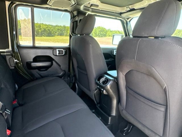 Used 2023 Jeep Wrangler Unlimited AWD/4WD image 20