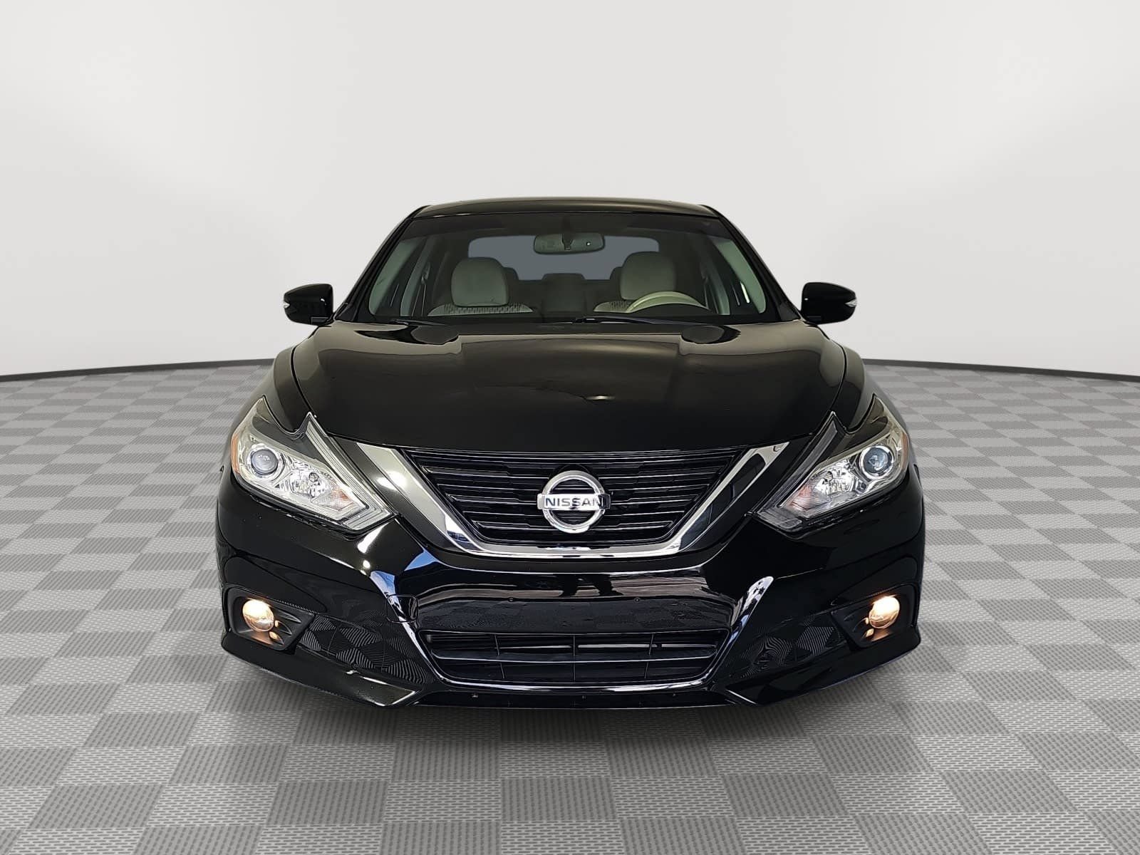 Used 2016 Nissan Altima 2.5 SV w/ Convenience Package FWD image 3