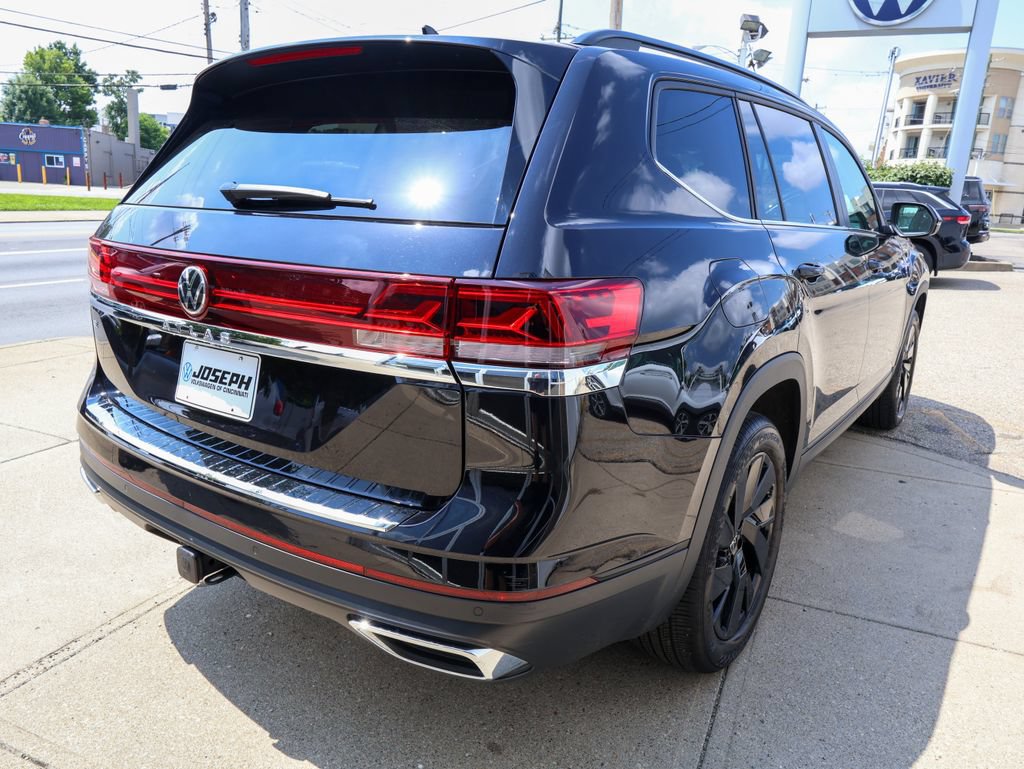Used 2024 Volkswagen Atlas SE FWD image 5