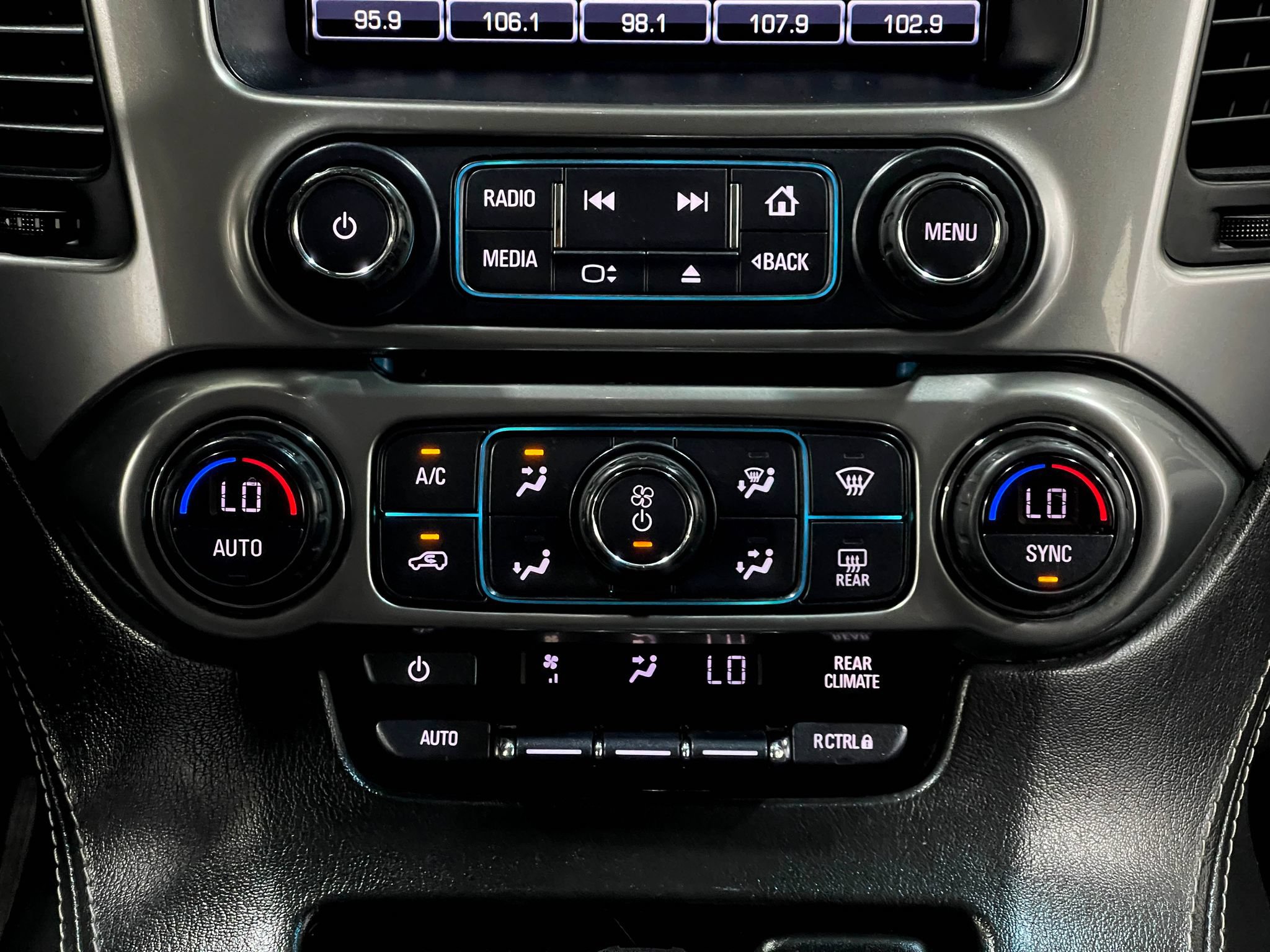 Used 2018 Chevrolet Tahoe LS w/ Max Trailering Package AWD/4WD image 23