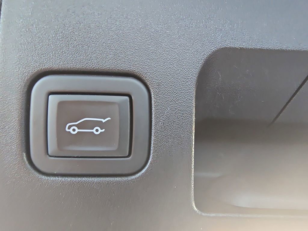 Used 2024 Cadillac XT5 Sportv w/ Technology Package image 13