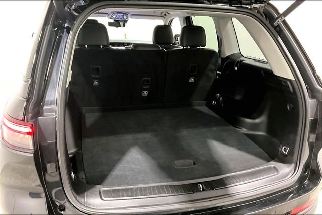 Used 2023 Jeep Grand Cherokee Limited w/ Luxury Tech Group II image 39