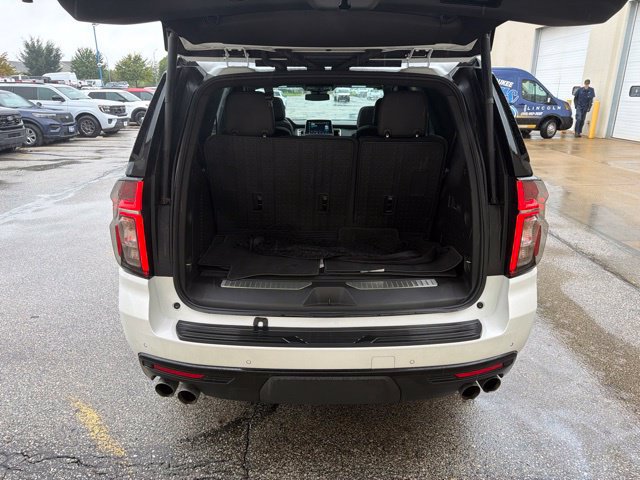 Used 2024 Chevrolet Tahoe RST w/ Sport Performance Package AWD/4WD image 15