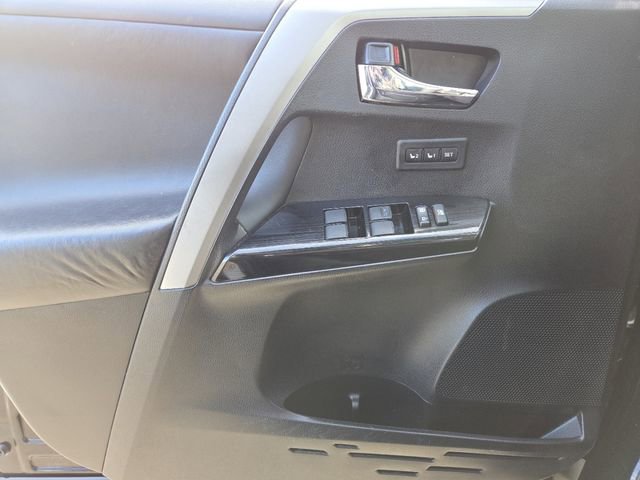 Used 2017 Toyota RAV4 Limited image 32