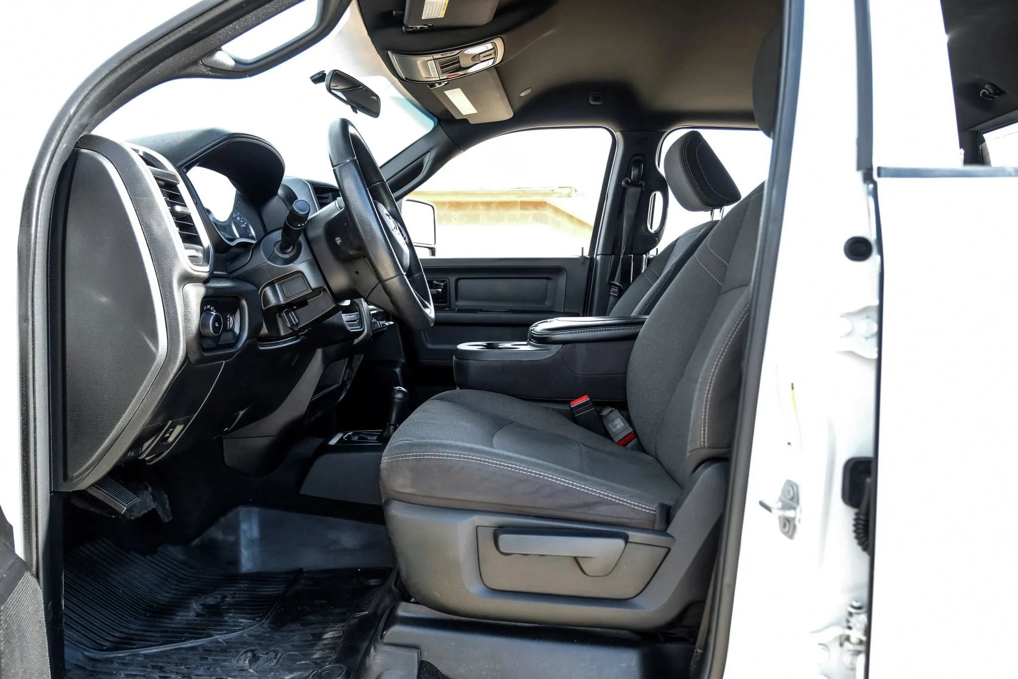 Used 2023 RAM 3500 Tradesman AWD/4WD image 13