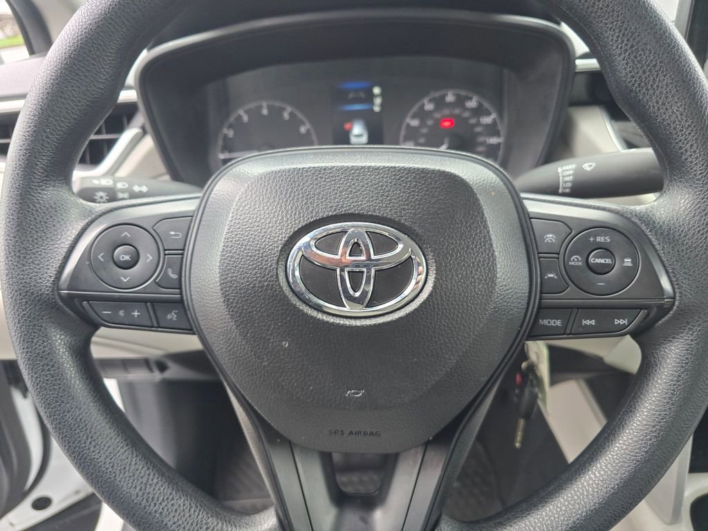Used 2024 Toyota Corolla Cross L AWD/4WD image 21