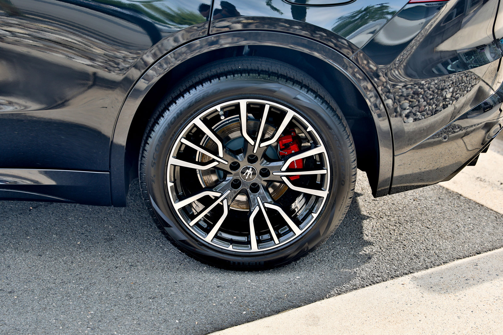 New 2024 Maserati Grecale GT image 10