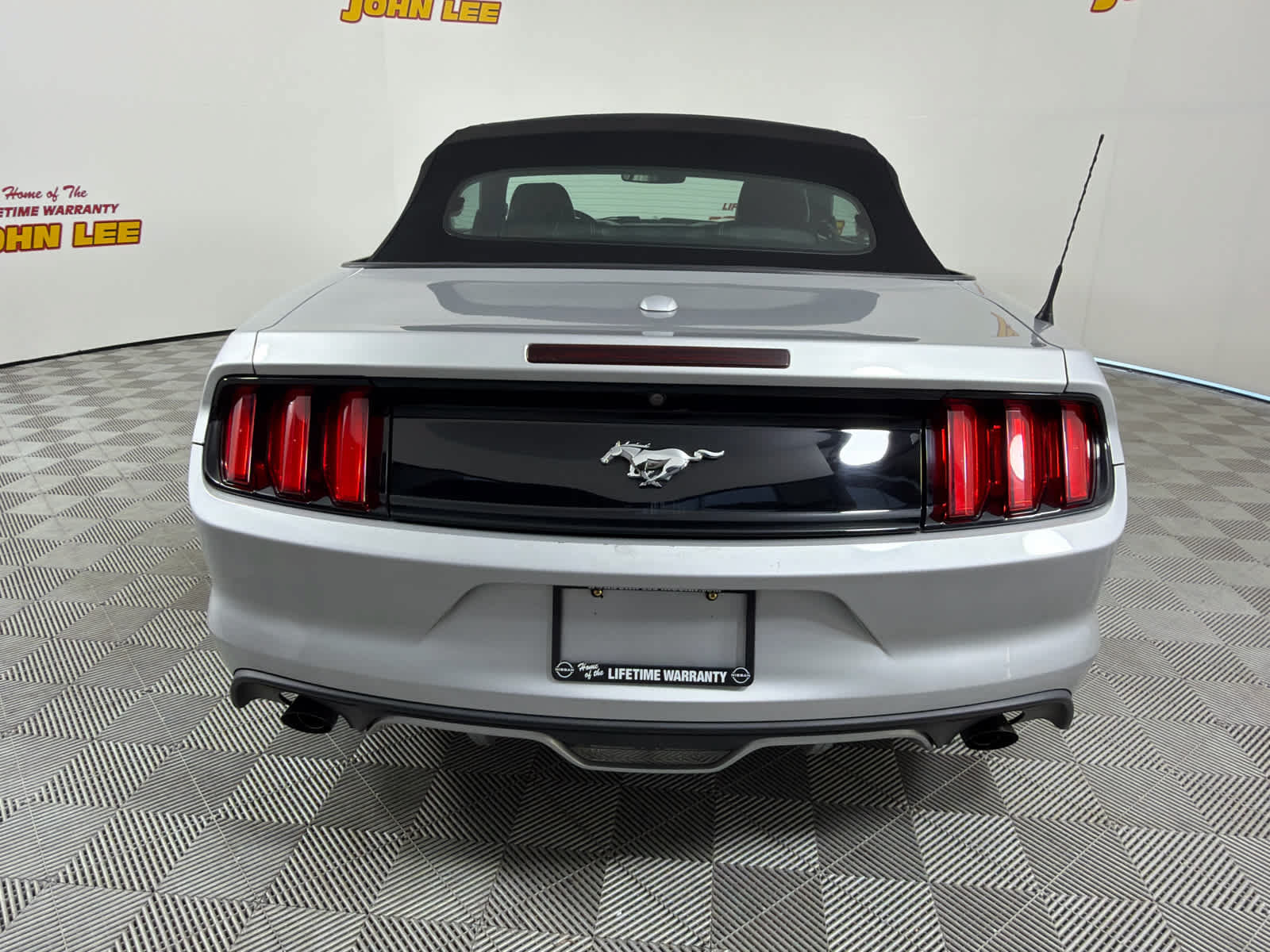 Used 2016 Ford Mustang Premium w/ Ecoboost Performance Package RWD image 4