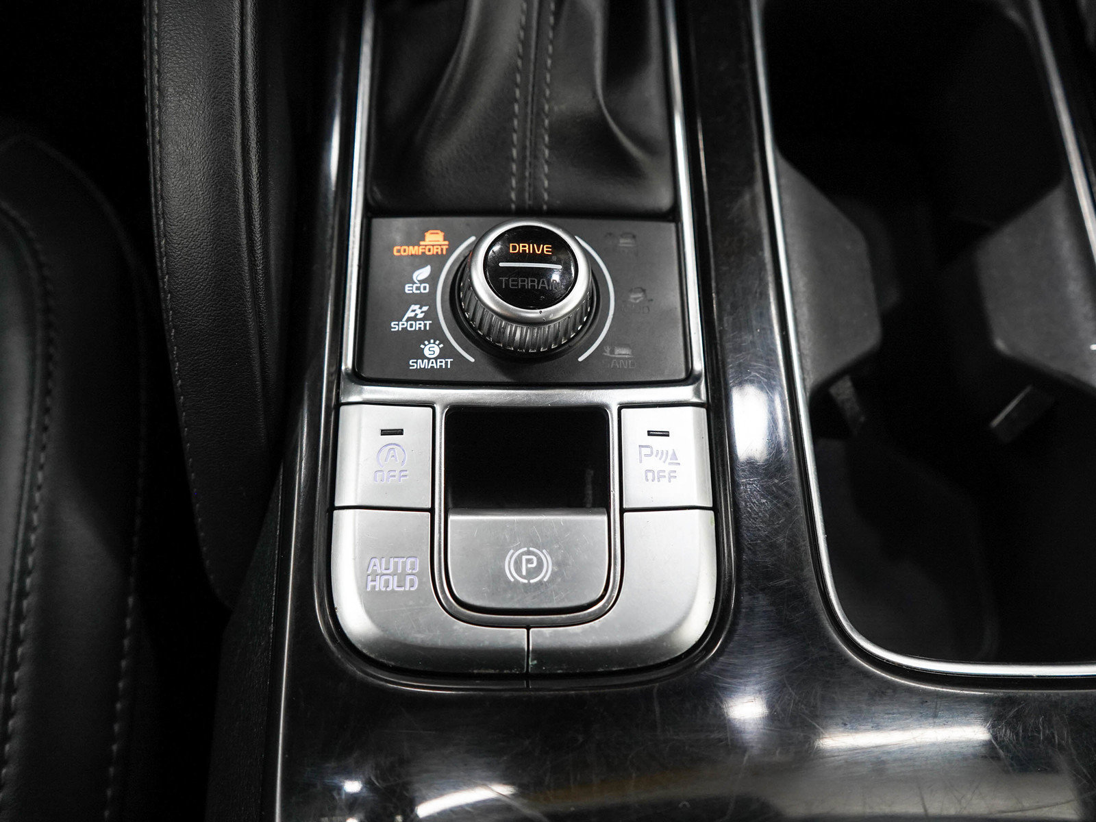 Used 2020 Kia Telluride EX AWD/4WD image 25