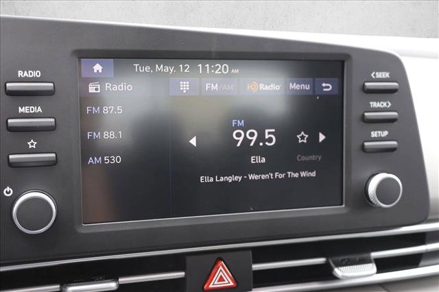 New 2026 Hyundai Elantra SEL Sport Premium FWD image 17