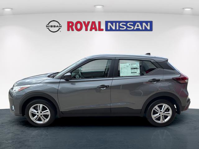 Used 2025 Nissan Kicks Play S image 4