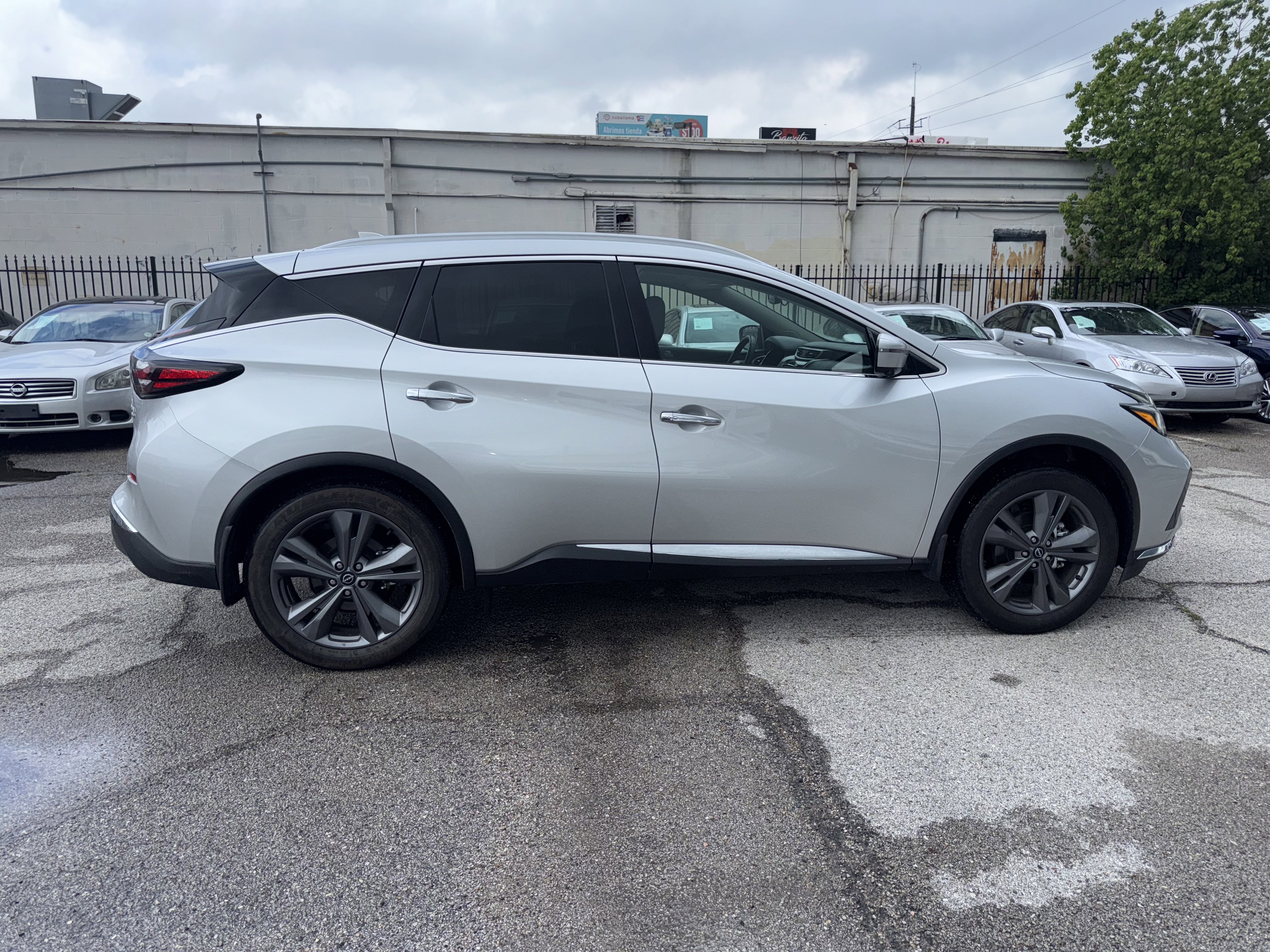 Used 2023 Nissan Murano Platinum w/ Cargo Package image 5