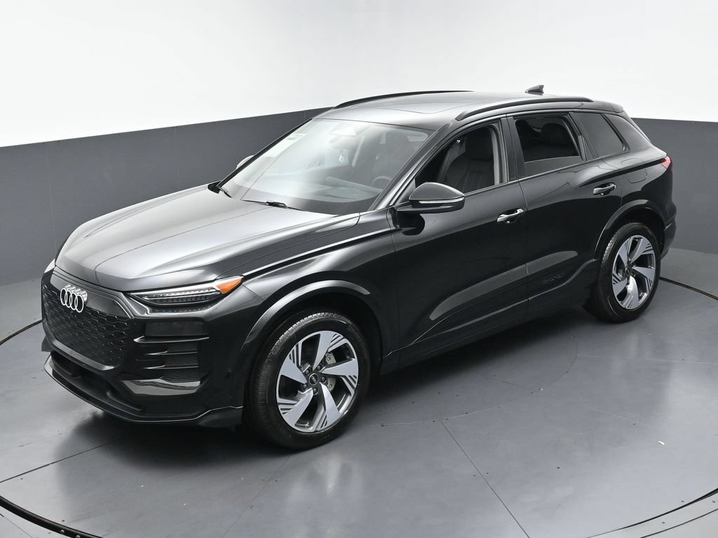 Used 2025 Audi Q6 e-tron Premium Plus w/ Premium Plus AWD/4WD image 39