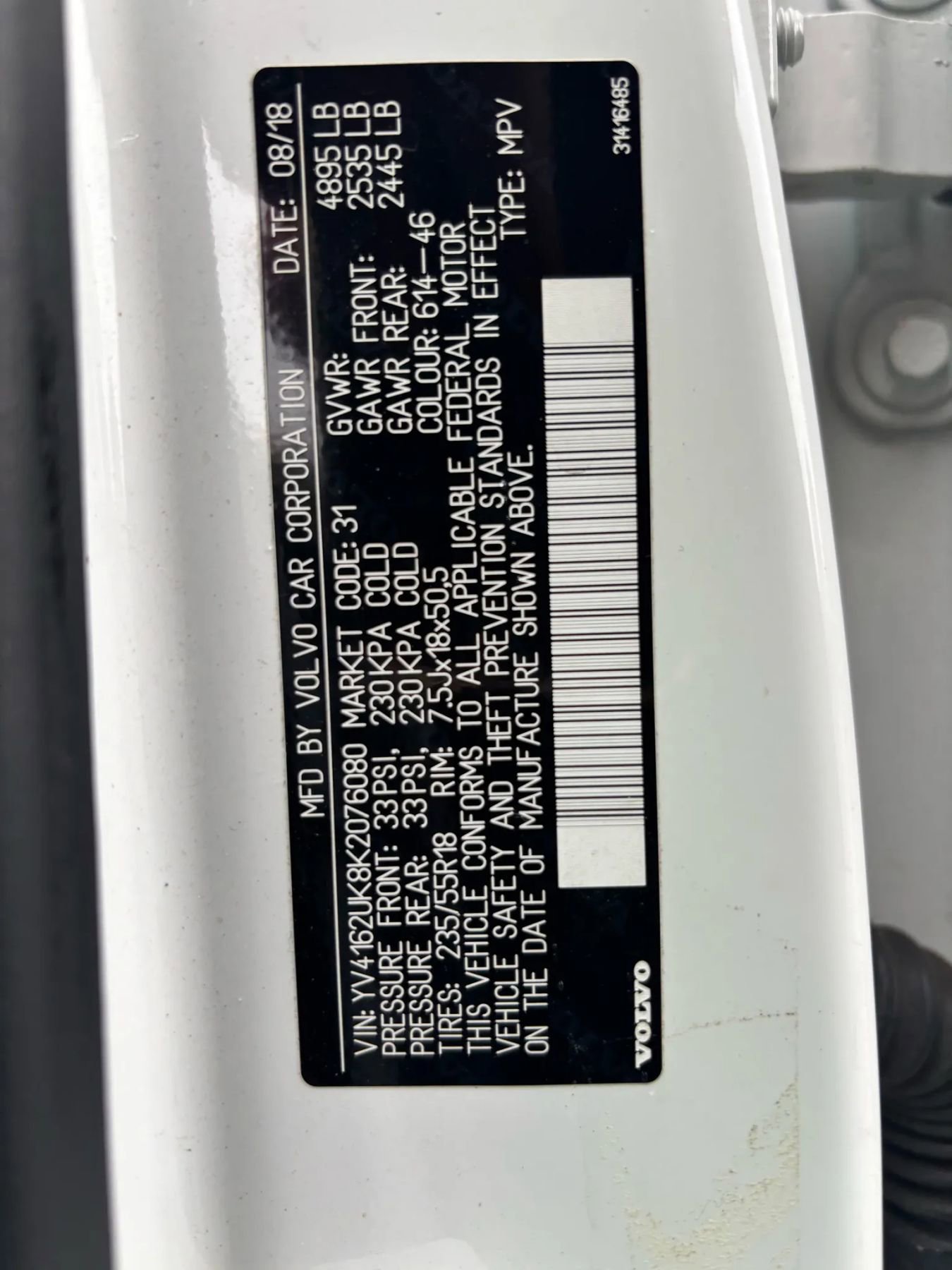 Used 2019 Volvo XC40 T5 Momentum image 34