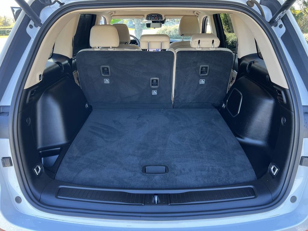 Used 2022 Jeep Grand Cherokee Limited w/ Luxury Tech Group II image 26