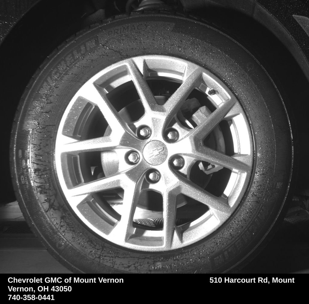 Used 2022 Chevrolet Equinox LS w/ LPO, Floor Liner Package FWD image 14